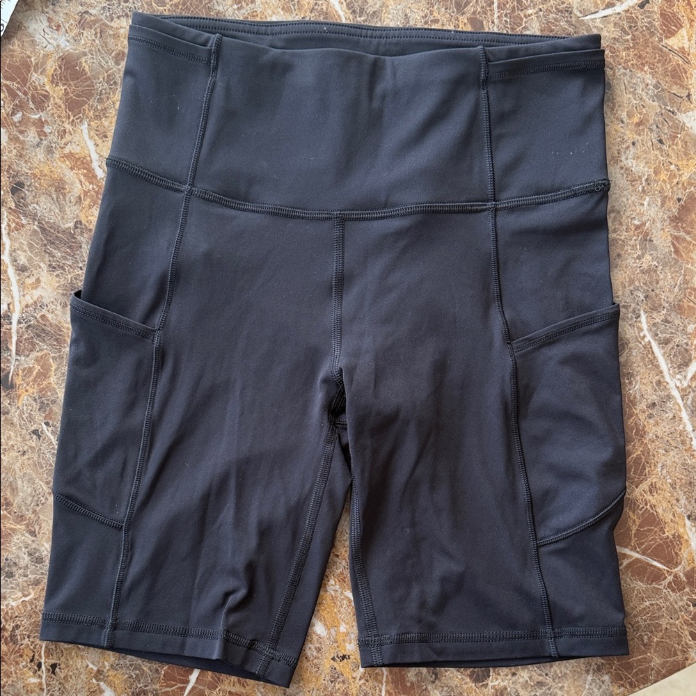 lululemon athletica Charcoal High-Waisted Shorts 8 inches 7 pockets